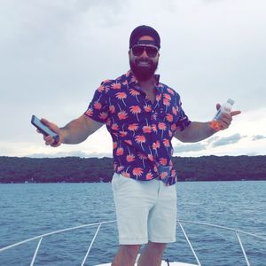 Meet your Posher, Adam